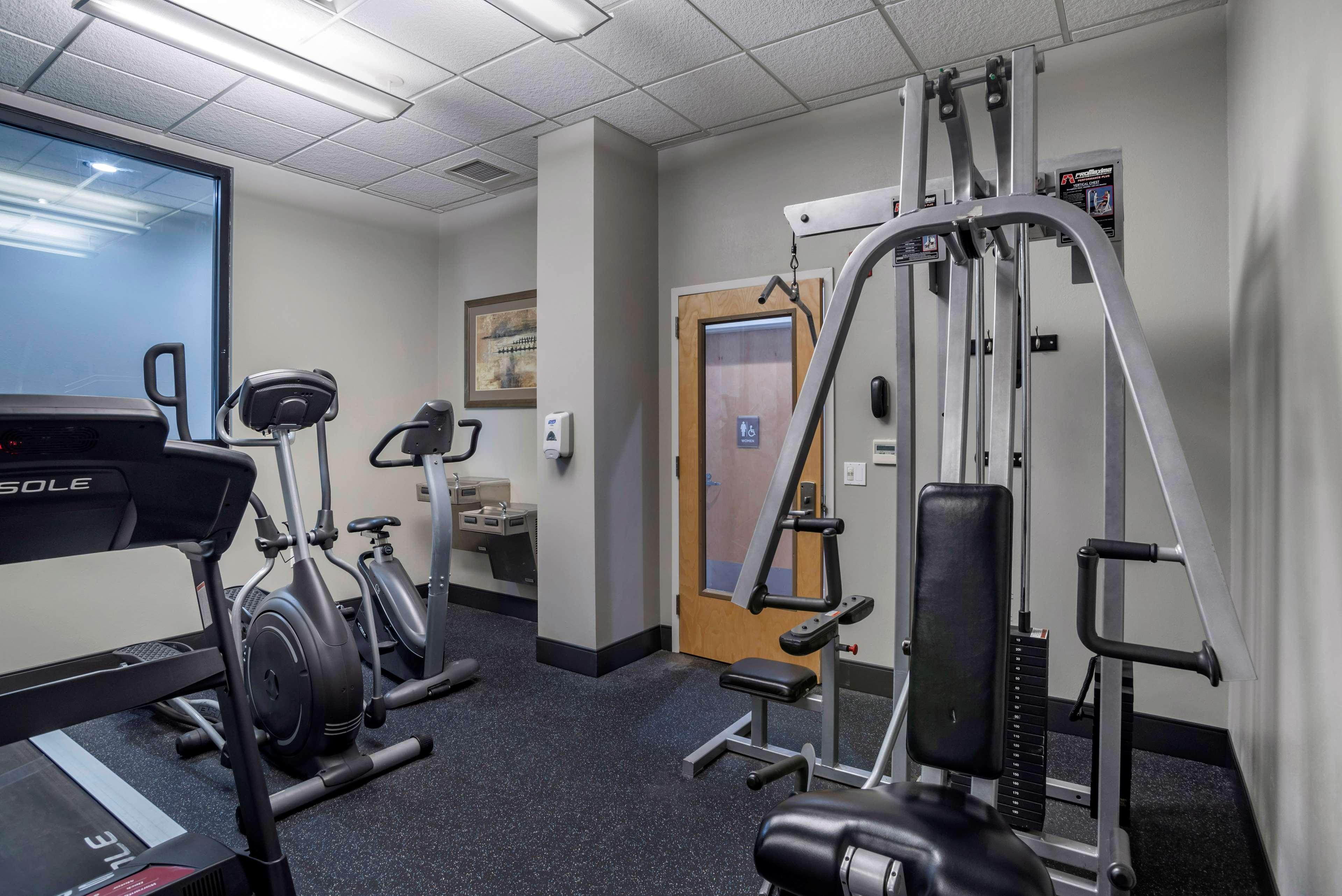 Best Western Plus Philadelphia Airport South - At Widener University Chester Bagian luar foto
